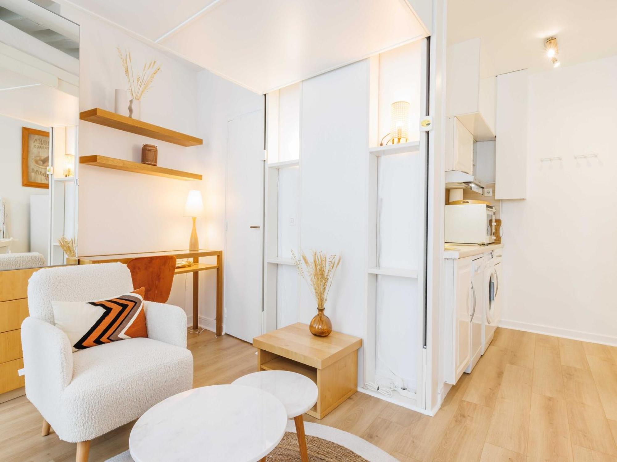 Charming 2p In The Heart Of * Paris